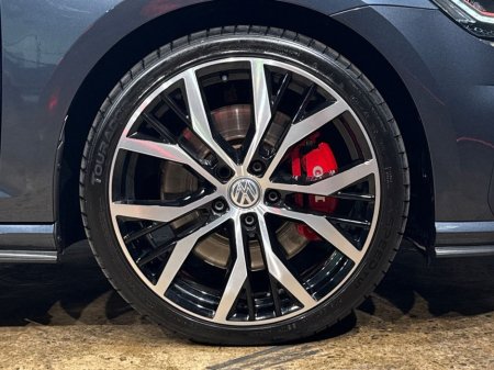 2019 Volkswagen Golf - thumbnail 12