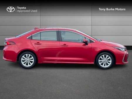 2023 Toyota Corolla Saloon - Luna Edition - 1.8 Hybrid - Automatic - Tax EUR 180 - 1 Owner From New // Remote Central Locking // Front Electric Windows // Rear Electric Windows // Electric Mirrors // Finger Tip Stereo Co €25,899