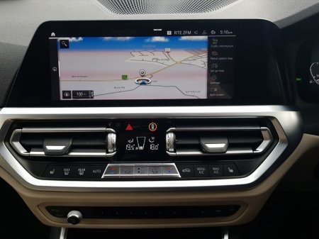 2021 BMW 3 Series - thumbnail 23