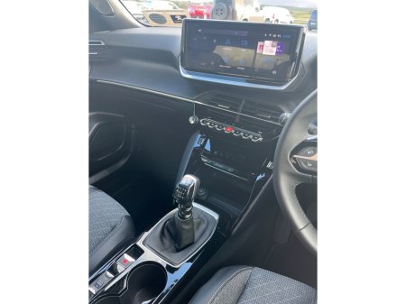 2025 Peugeot 2008 1.2 Puretech 100bhp Allure thumbnail