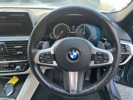 2017 BMW 5 Series 530e M-SPORT COMPETITION 2.0 * HUGE SPEC * // FULL SERVICE HISTORY // LOW MILEAGE // OPENING SUNROOF // MASSAGE LEATHER SEATS €27,900 thumbnail