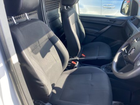 2019 Volkswagen Caddy - thumbnail 6