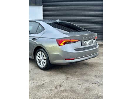 2024 Skoda Octavia OCTAVIA AMB 2.0TDI 115HP €30,995 thumbnail
