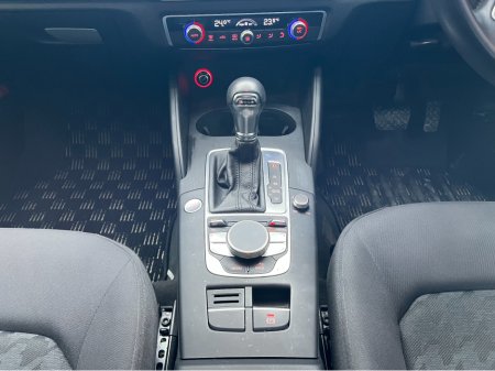 2016 Audi A3 Sportback 2016 AUDI A3 SPORTBACK TFSI 1.4 AUTOMATIC / CRUISE CONTROL / REVERSE CAMERA AND MORE thumbnail