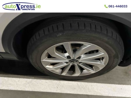 2023 Volkswagen T-Roc - thumbnail 14