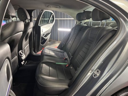 2019 Mercedes-Benz E Class - thumbnail 16