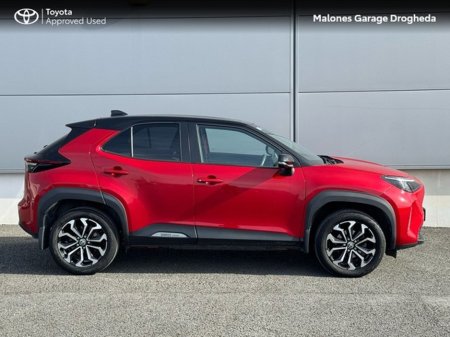 2023 Toyota Yaris Cross - thumbnail 3