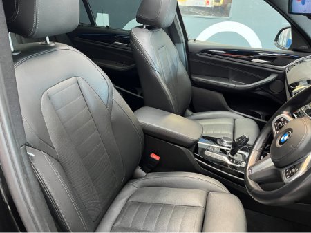 2020 BMW X3 2020 BMW X5XDRIVE 30E M-SPORT EDITION JOY 2.0 AUTOMATIC / CRUISE CONTROL / 360° PARKING CAMERA / ELECTRIC MEMORY HEATED FRONT & REAR SEATS / PANORAMIC SUNROOF / PADDLE SHIFTERS / APPLE CARPLAY thumbnail