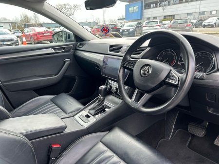 2020 Skoda Superb - thumbnail 6
