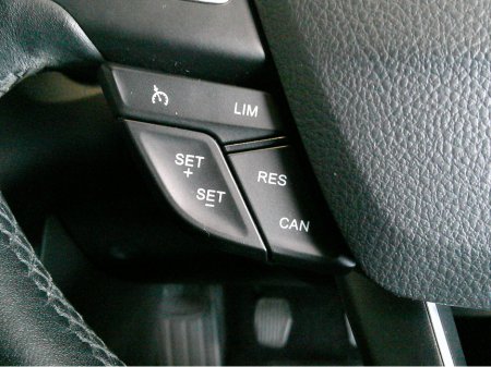 2017 Ford Focus - thumbnail 24