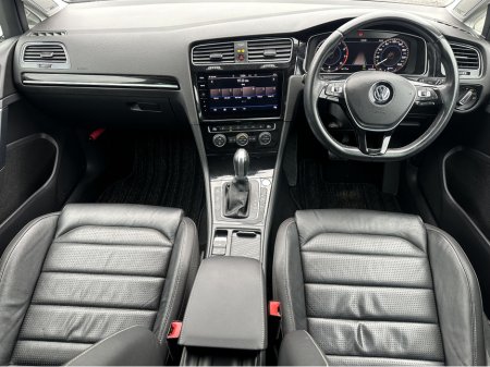 2019 Volkswagen Golf Highline 1.4 TSI DSG €20,700 thumbnail