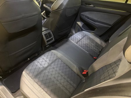 2024 Volkswagen Golf - thumbnail 11
