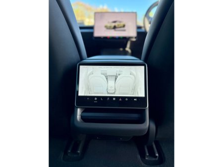 2025 Tesla Model 3 - thumbnail 28