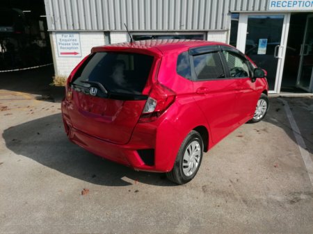 2017 Honda Fit SE €12,950 thumbnail