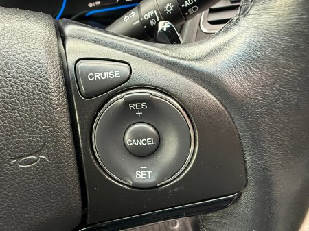 2015 Honda Vezel  €14,890 thumbnail