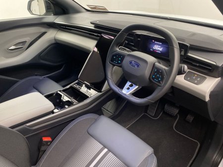 2026 Ford Capri - thumbnail 9