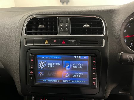 2014 Volkswagen Polo - thumbnail 40