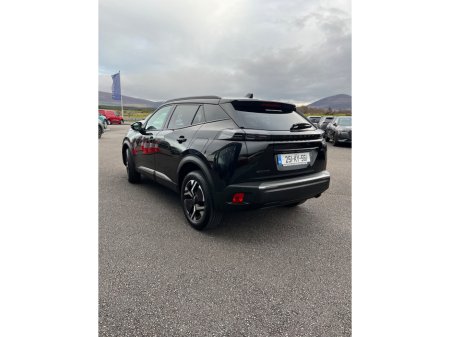 2025 Peugeot 2008 - thumbnail 4