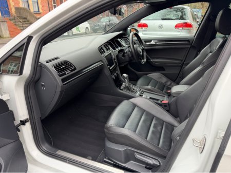 2016 Volkswagen Golf - thumbnail 9