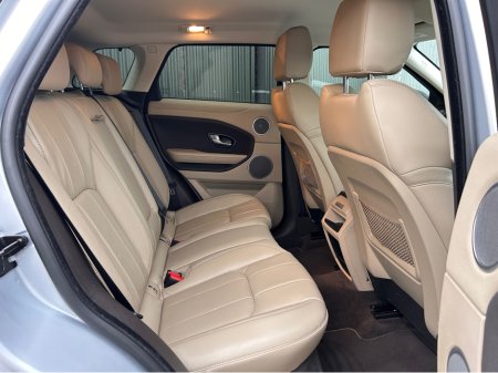 2015 Land Rover Range Rover Evoque MY16 TD4 SE 5DR €12,950 thumbnail