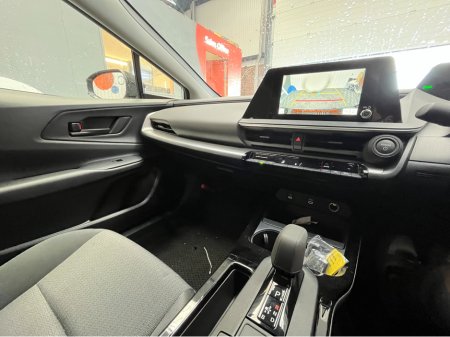 2025 Toyota Prius - thumbnail 15