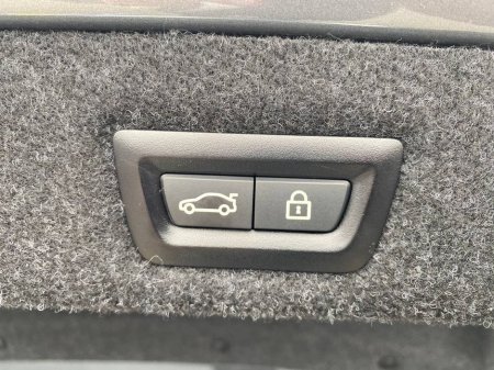 2019 BMW 5 Series - thumbnail 16