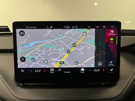 2024 Skoda Enyaq Sportline IV 80 - Crystal Grille - Reversing Camera - Ambient Lighting - Sat Nav - Climate Control - Heated Seats - Keyless Start - Apple CarPlay/Android Auto €41,950 thumbnail