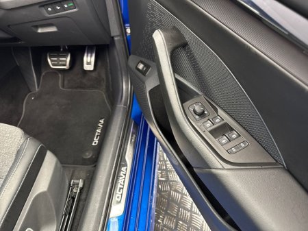 2025 Skoda Octavia - thumbnail 11