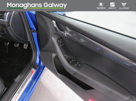 2016 Skoda Octavia - thumbnail 24