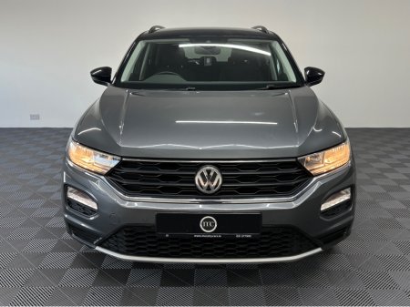 2019 Volkswagen T-Roc DESIGN TDI €18,950 thumbnail