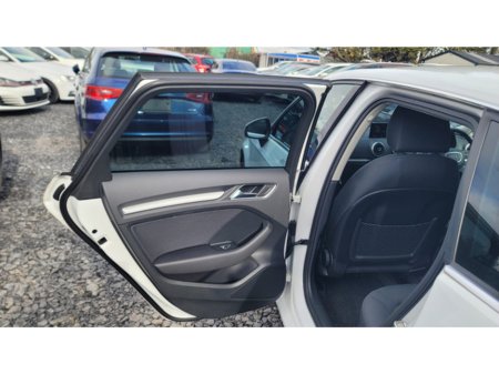 2015 Audi A3 - thumbnail 12