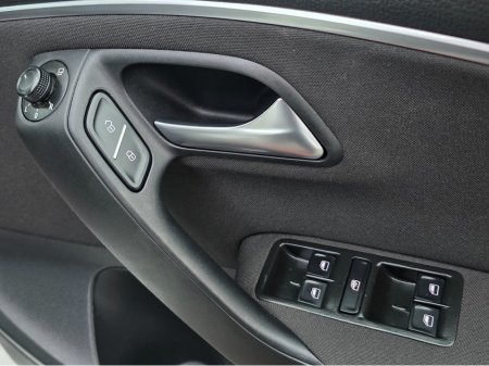 2016 Volkswagen Polo - thumbnail 8