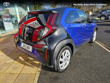 2023 Toyota Aygo - thumbnail 2