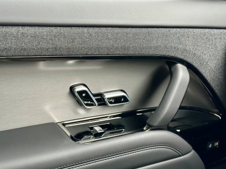 2025 Land Rover Range Rover Sport - thumbnail 16