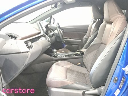 2017 Toyota C-HR - thumbnail 9