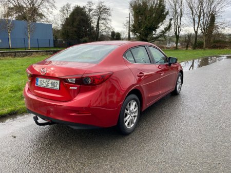 2016 Mazda Mazda3 1.5 D 105PS EXECUTIVE IPM 4 4DR €10,500 thumbnail