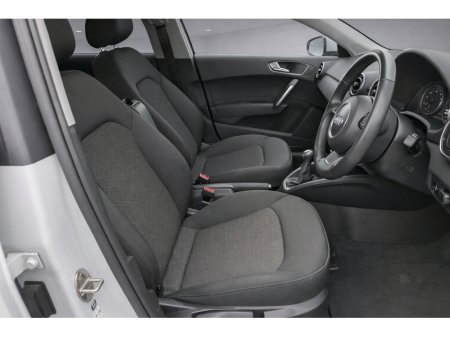 2013 Audi A1 Sportback 1.4 TSI 5 Door Automatic €10,950 thumbnail