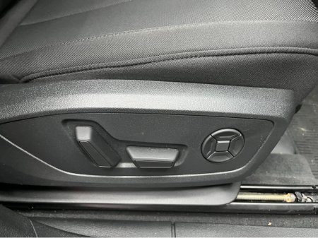 2024 Audi Q3 2024 AUDI Q3 SB 35TDI QUATTRO ADVANCE 2.0 AUTOMATIC / CRUISE CONTROL / 360° PARKING CAMERA / ELECTRIC HEATED SEATS / APPLE CARPLAY thumbnail