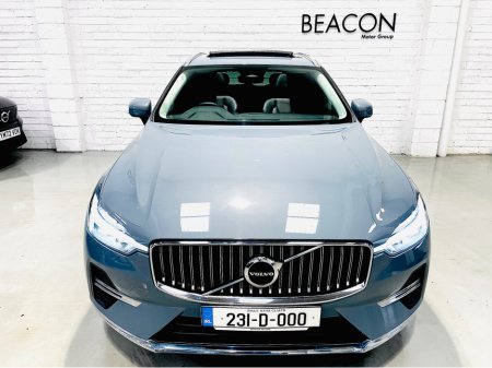 2023 Volvo XC60 - thumbnail 4