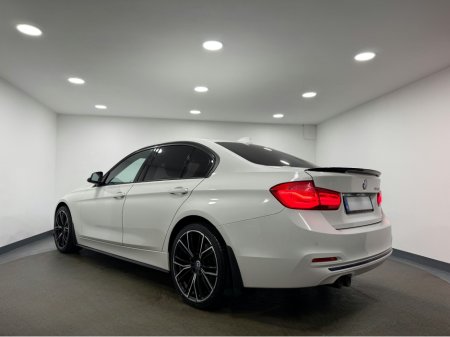 2017 BMW 3 Series SPORT 320 D €16,495 thumbnail