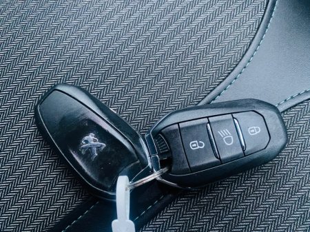 2022 Peugeot 3008 - thumbnail 15