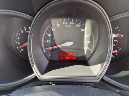 2016 Kia Rio - thumbnail 21