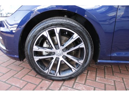 2020 Volkswagen Golf 1.2TSI COMFORTLINE PLUS WITH ONLY 76,000 KMS // AS NEW CONDITION  // BUY WITH CONFIDENC AA AND SIMI APPROVED DEALER 2025 // FINANCE ARRANGED // ALL TRADE INS WELCOME // €22,950 thumbnail