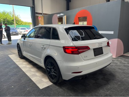 2019 Audi A3 30 TFSI / 50k KMs / REVERSE CAMERA , ADAPTIVE CRUISE & MORE €21,950