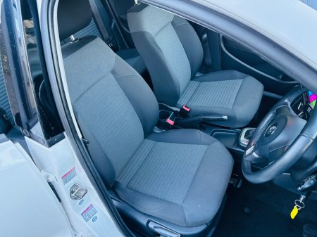 2013 Volkswagen Polo  €8,950 thumbnail