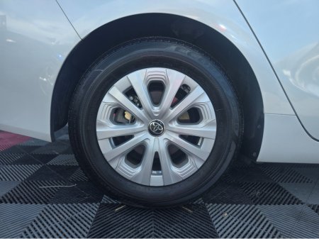 2021 Toyota Prius DAA-ZVW51 5DR AUTO €22,950