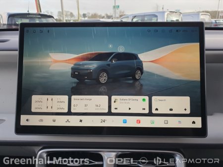 2026 Leapmotor B10 B10 Design €32,500 thumbnail