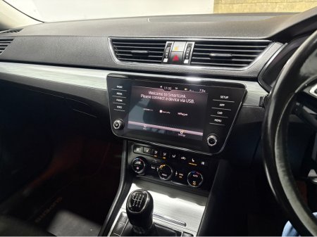 2020 Skoda Superb STYLE ESTATE 2.0 TDI 150HP 4DR €14,950 thumbnail