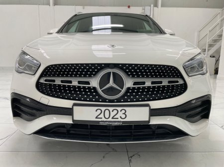 2023 Mercedes-Benz GLA Class  €32,995 thumbnail