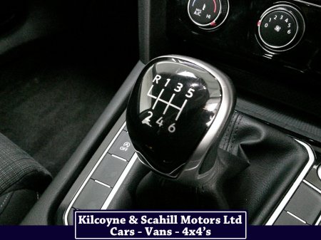 2020 Volkswagen Passat - thumbnail 28